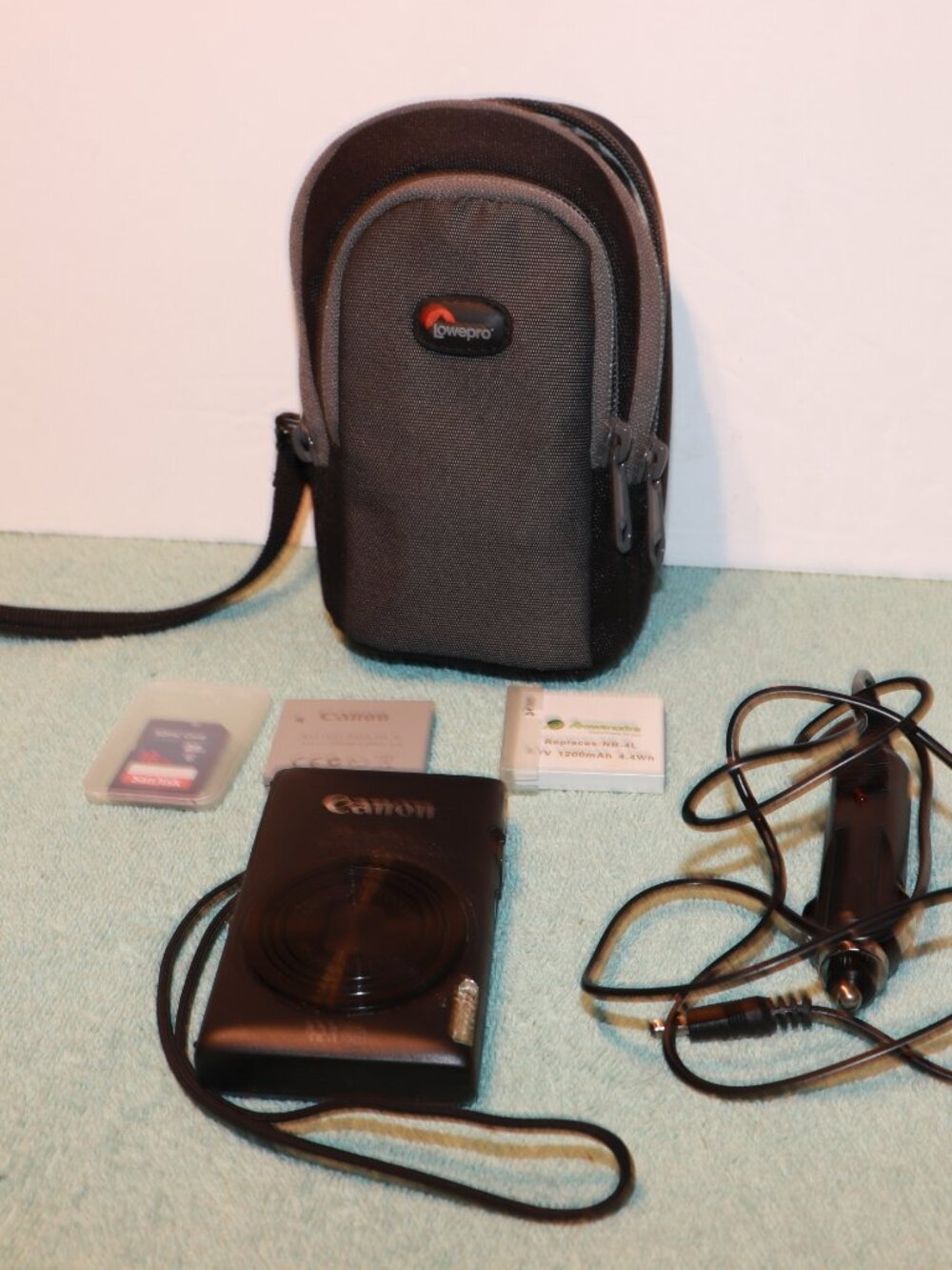 Canon PowerShot ELPH 300 HS 12.1MP Digital Camera - Black